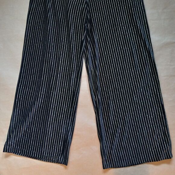 Forever 21 Two Piece Set Crop Top Wide Leg Pants 1X/2X Black Velvet Gold Stripe - Picture 11 of 16